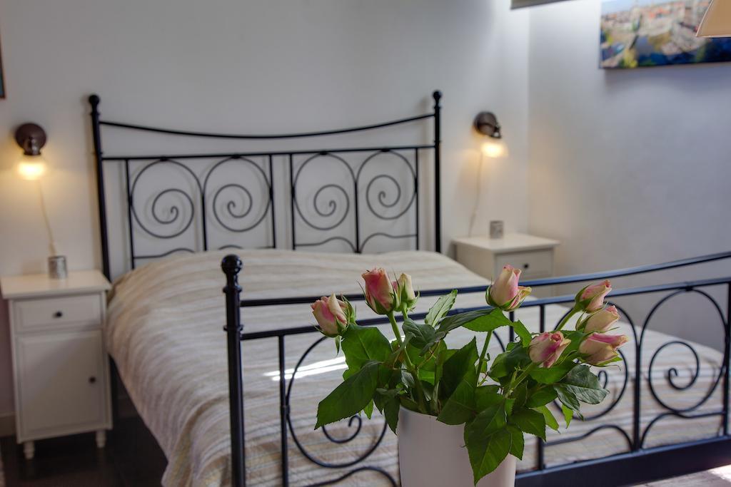 B&B Bed En Beschuit เลเดน ห้อง รูปภาพ