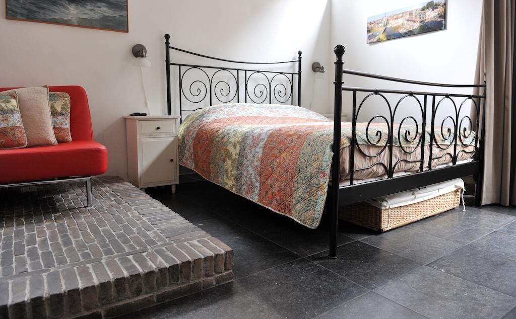 B&B Bed En Beschuit เลเดน ห้อง รูปภาพ